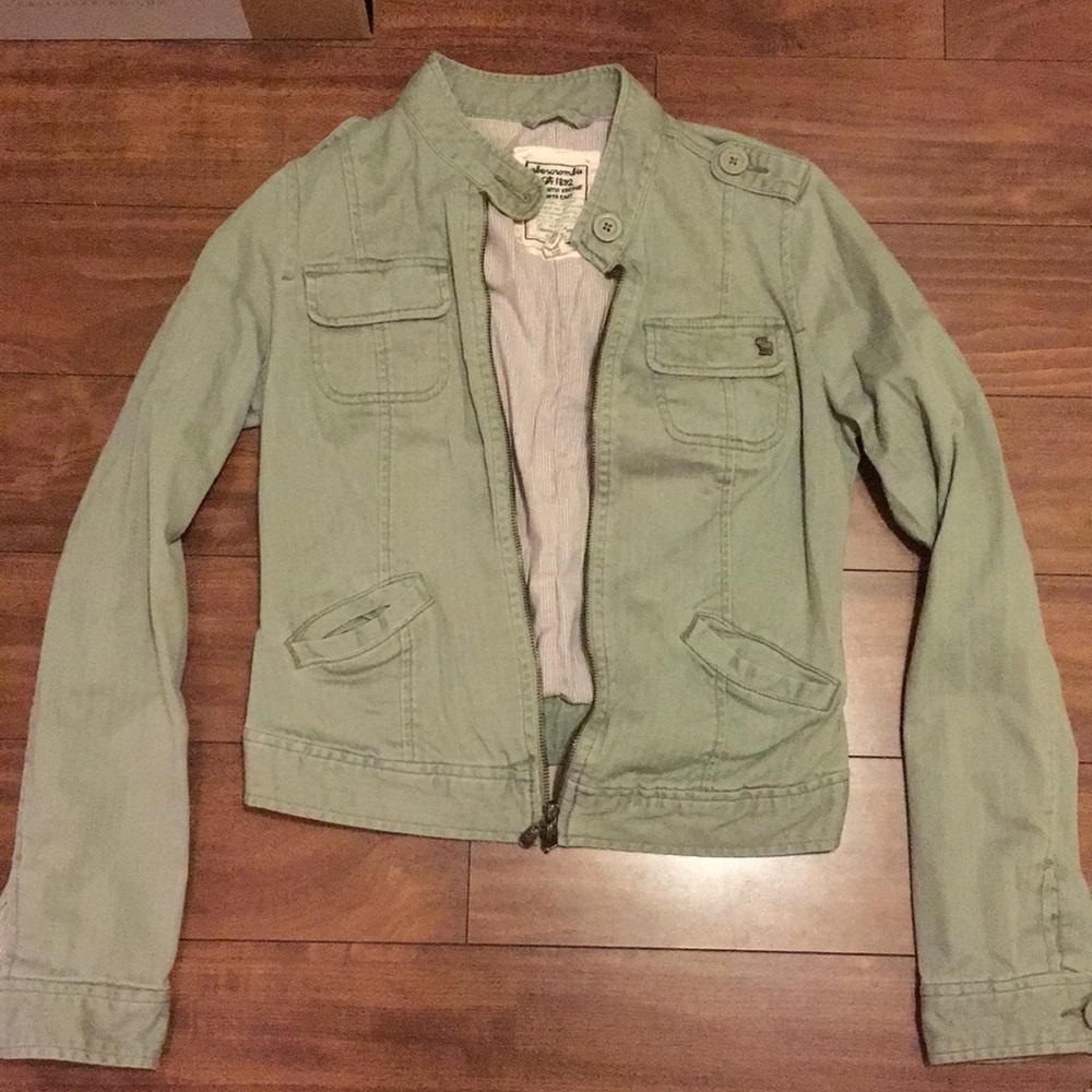 Abercrombie army green jacket